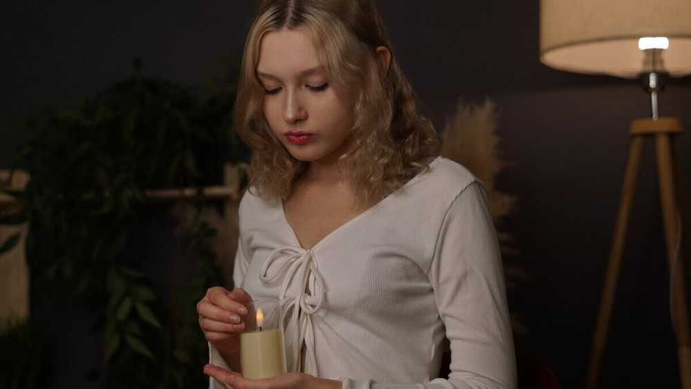 Alison Free Photos #44