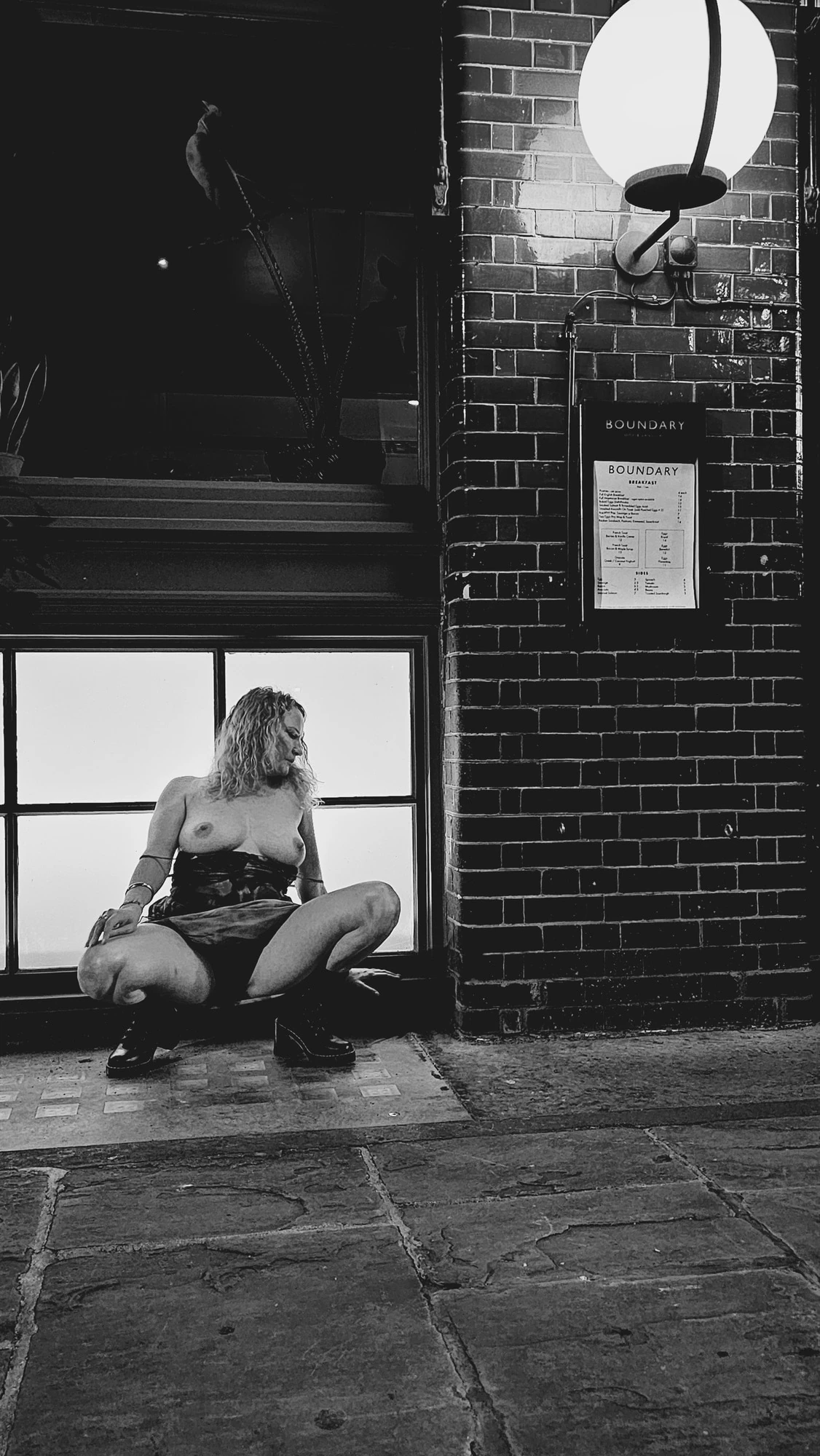 Random Outdoor Public Nudity In Shoreditch #14