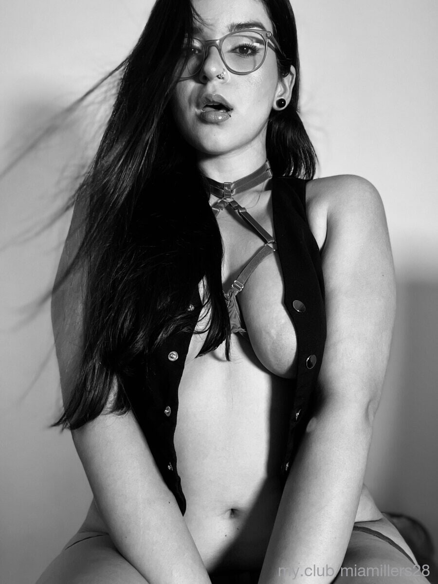 🌸MIA 🌸 Δωρεάν Φωτογραφίες