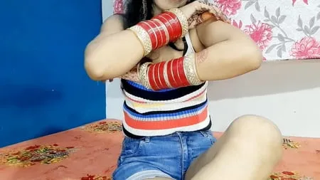 hot and sexy indian college girl         