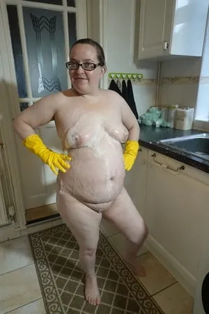 nude messy rubber gloves         