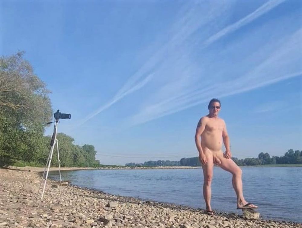 FKK Fotoshooting am Rhein in K?ln #3