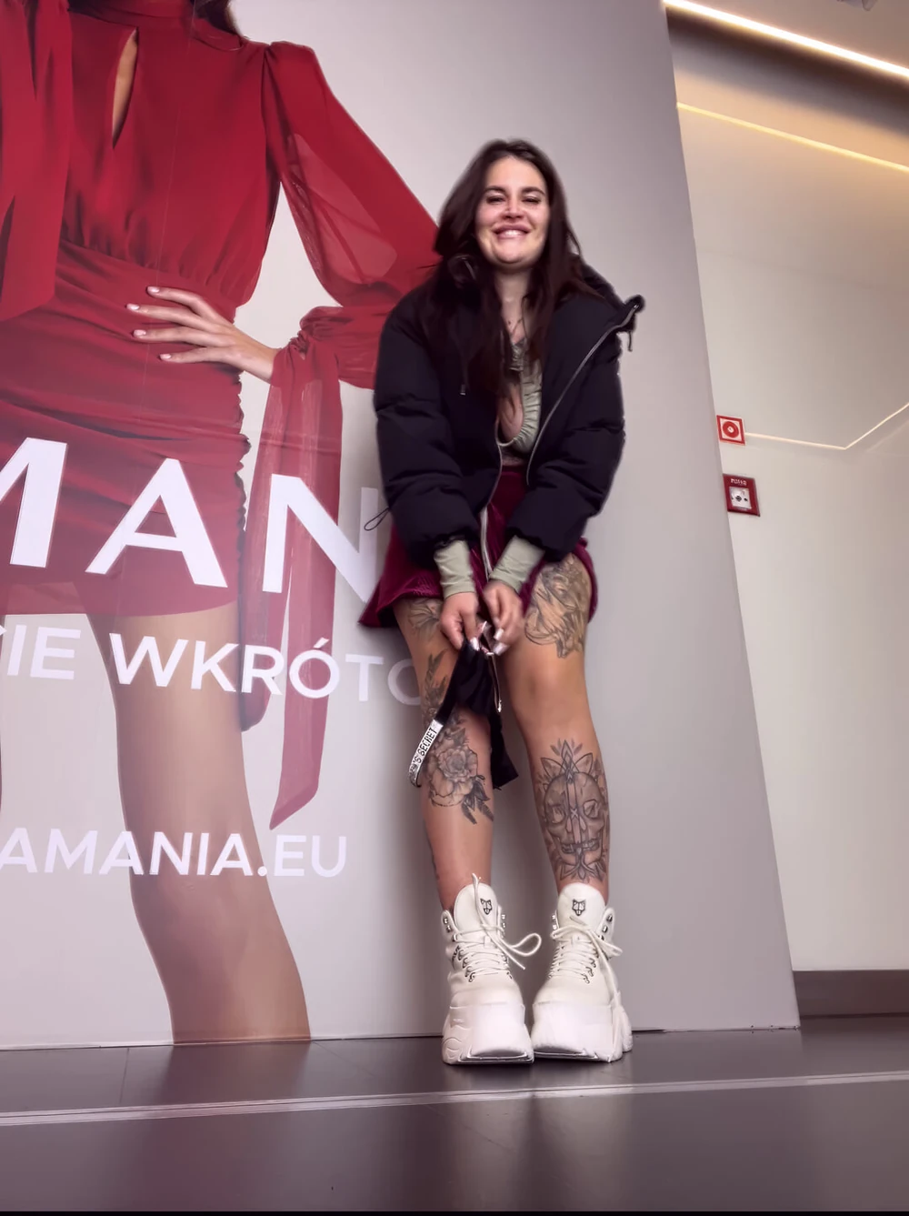 Risky City Mall Squirting  #2