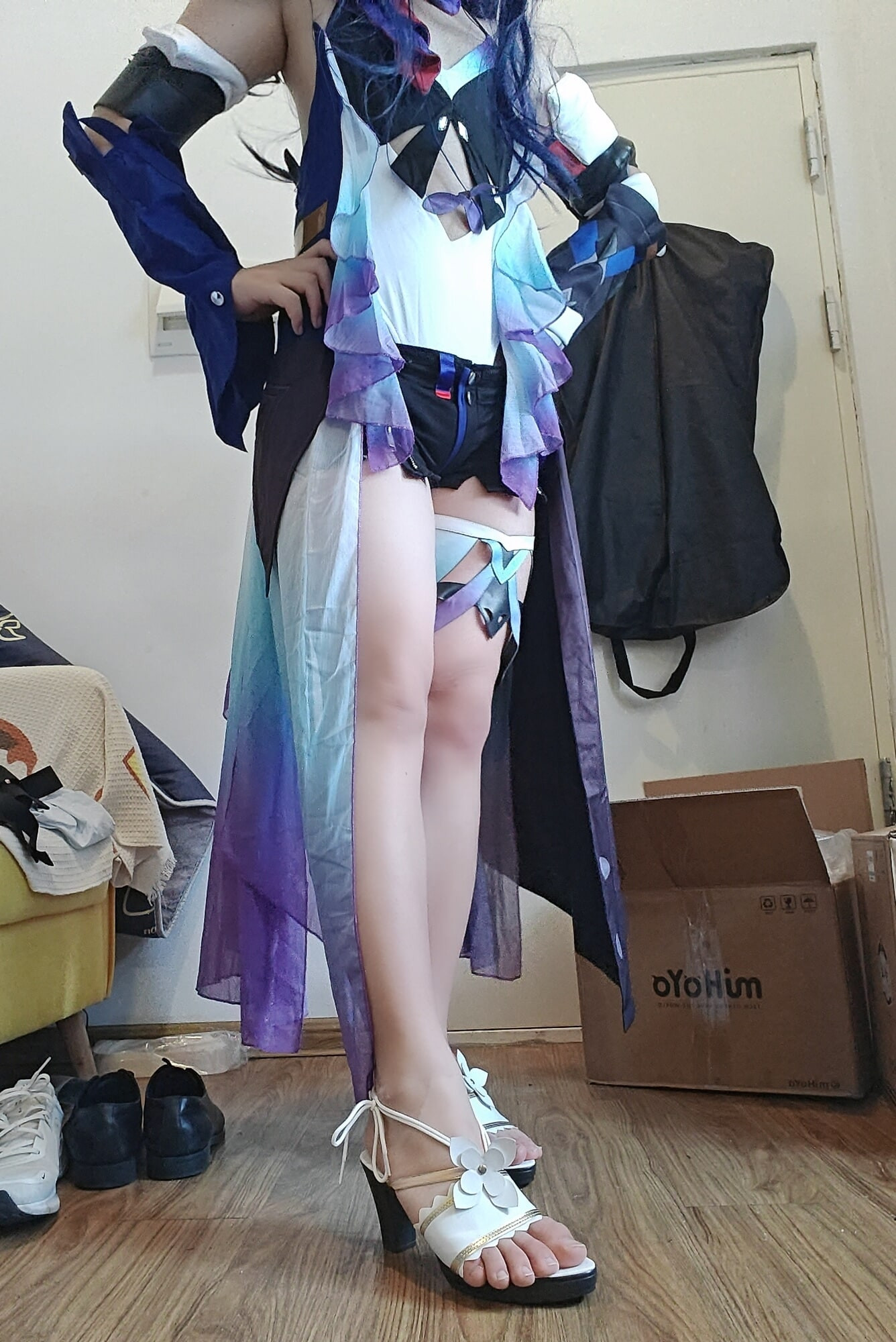 Seele and the Maid Outfit