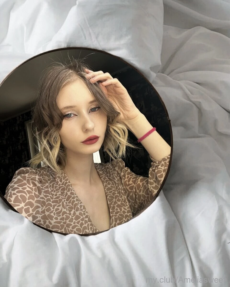 Amelia Free Photos #6