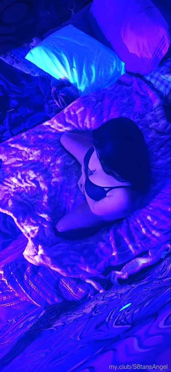 Selena  Free Photos #4