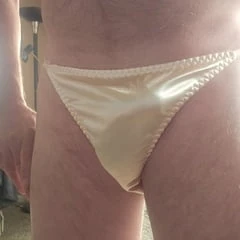 My string bikini panties