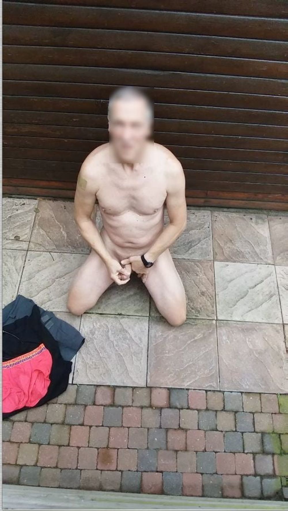 random public outdoor exhibitionist bondage jerking #39