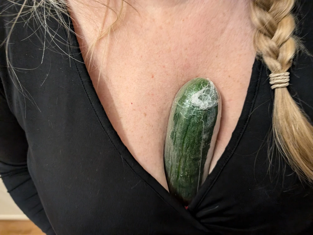 Miss Nefarious Showing Off Her Big Natural Tits #5