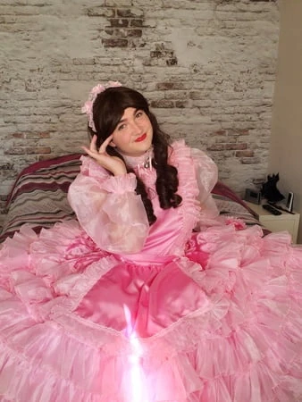 sissy long frilly pink dress         