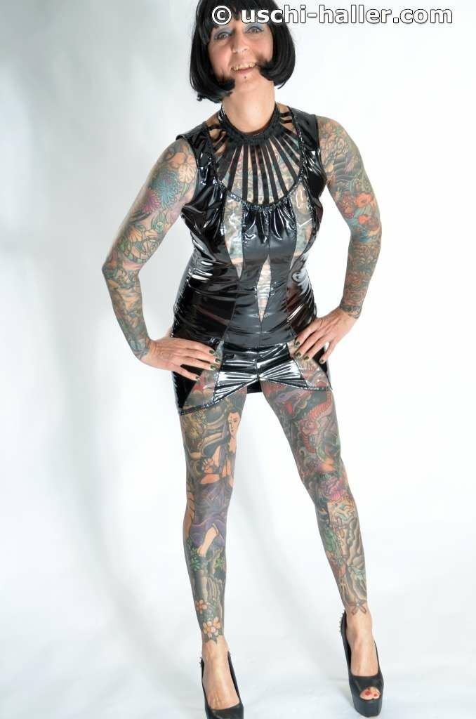 Photo shoot with full body tattooed MILF Cleo - 2 #53