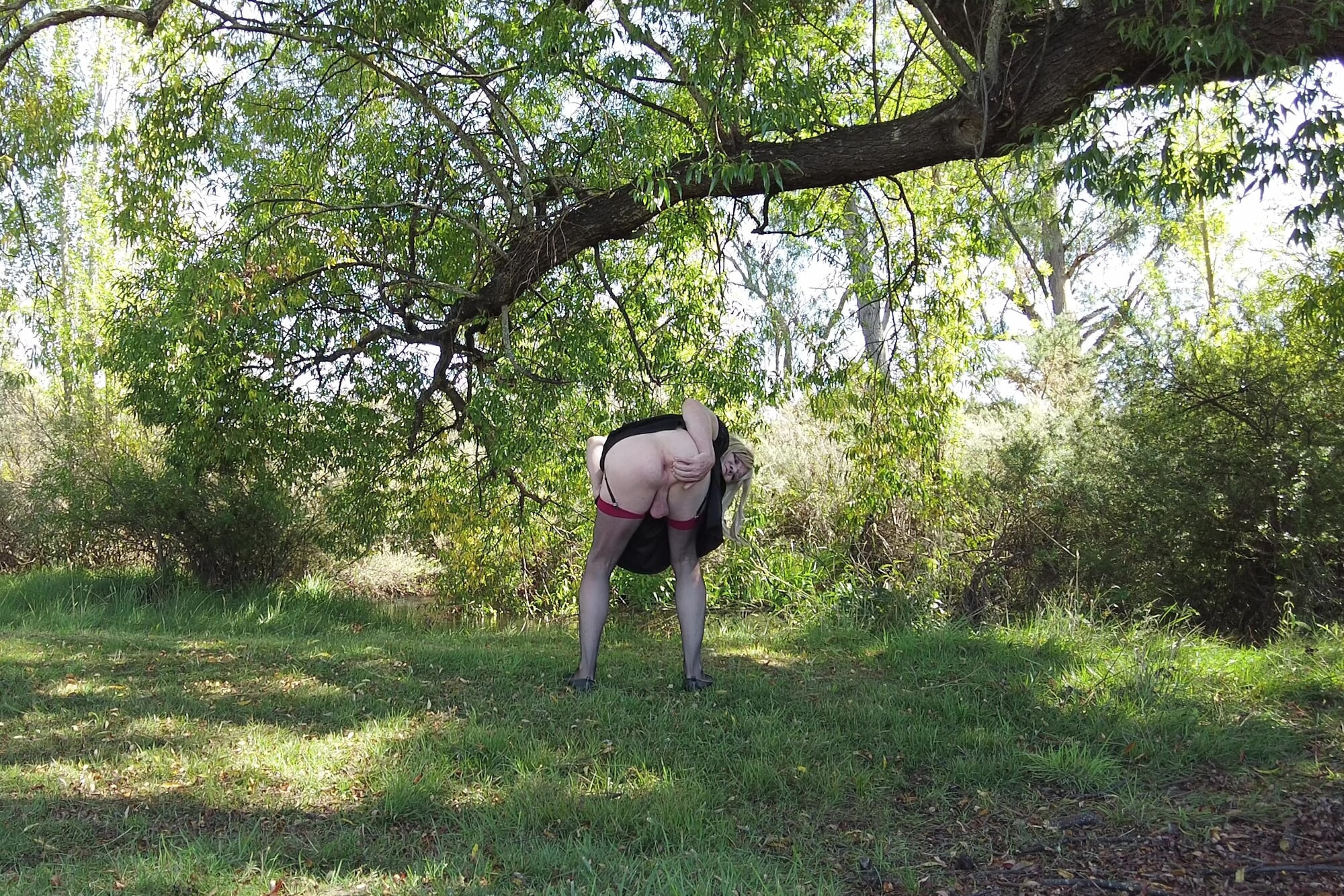 Crossdress Roadtrip - Creekside in the Shade