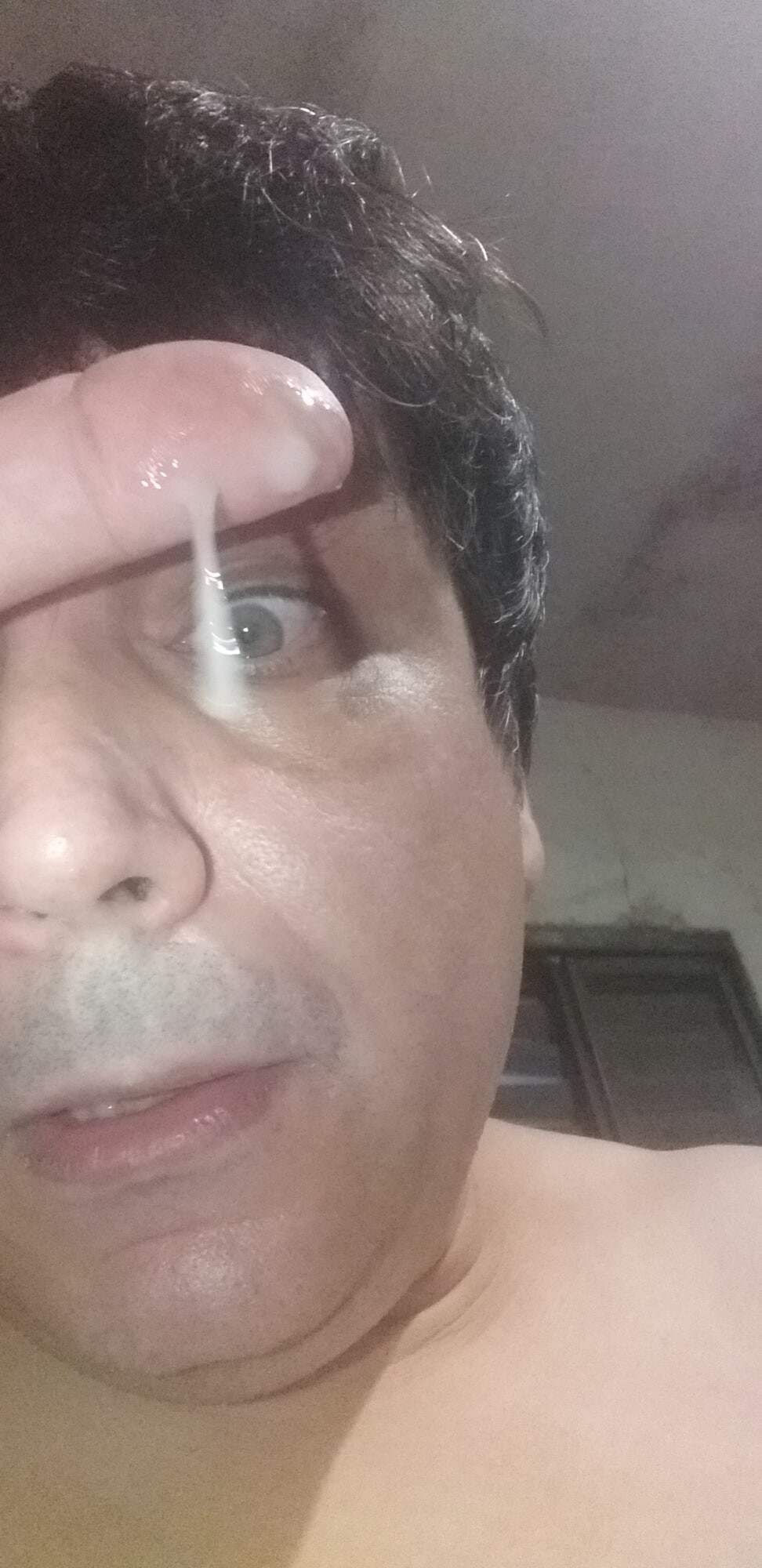 Quase caiu esperma nos meus olhos #2