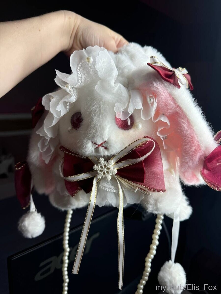 Alice Free Photos #32