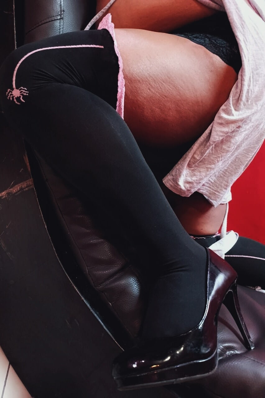 Hot Stuff in the Red Room #13