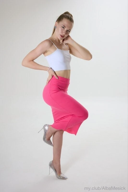 Free Anna Ziman Photos