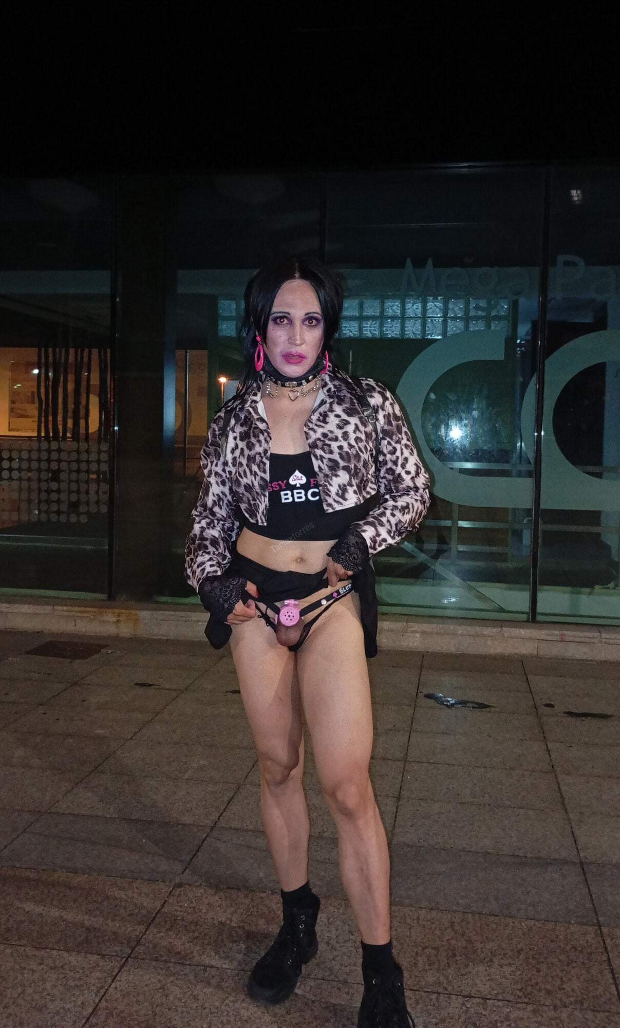 Agosto 2025-Taniax with bbc outfit in the streets #32