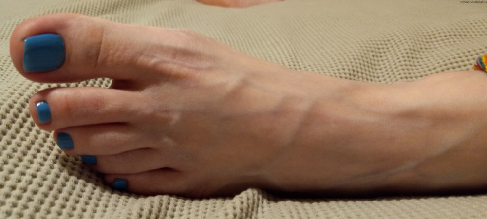 Feet 4 U #6