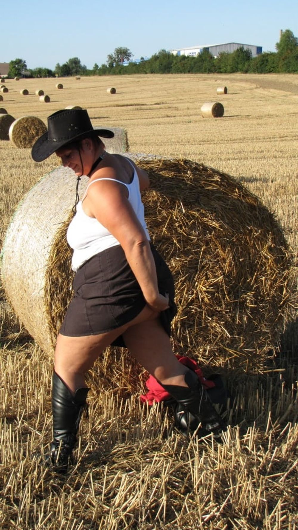 Posing in the cornfield ... #24