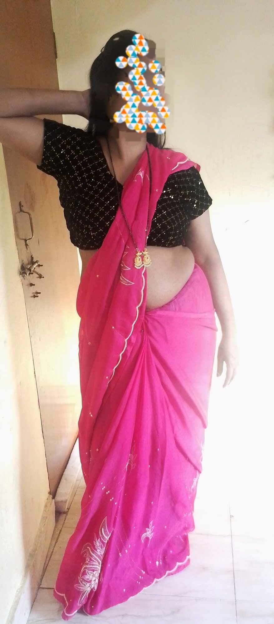 Desi hot marathi wife in saree