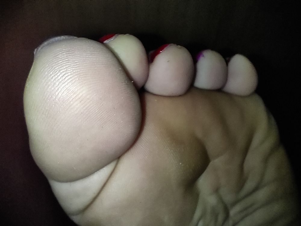 Hornychubby feet #4