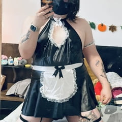 Maid cosplay