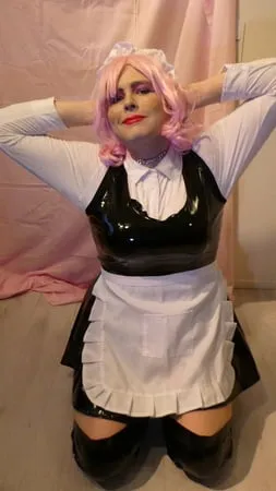 sissy maid jenna         