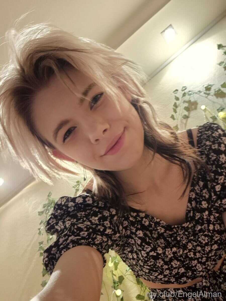 Lilian Free Photos #44