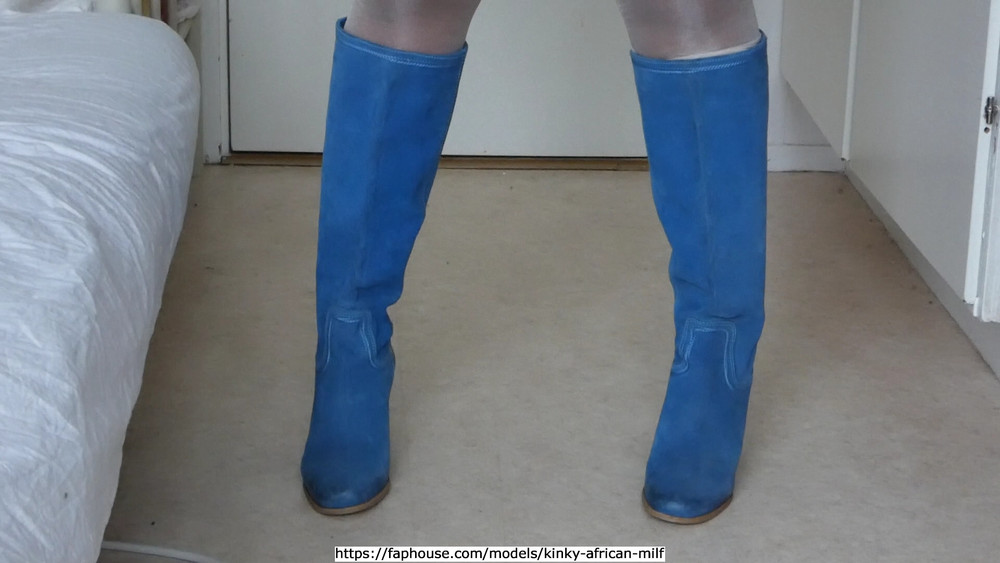 Masturbating in blue boots #4