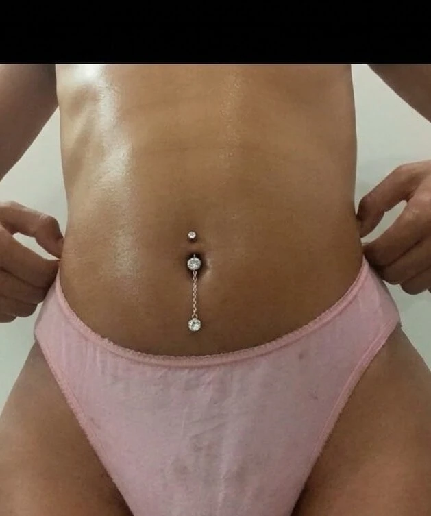 Which one is better piercing 😉