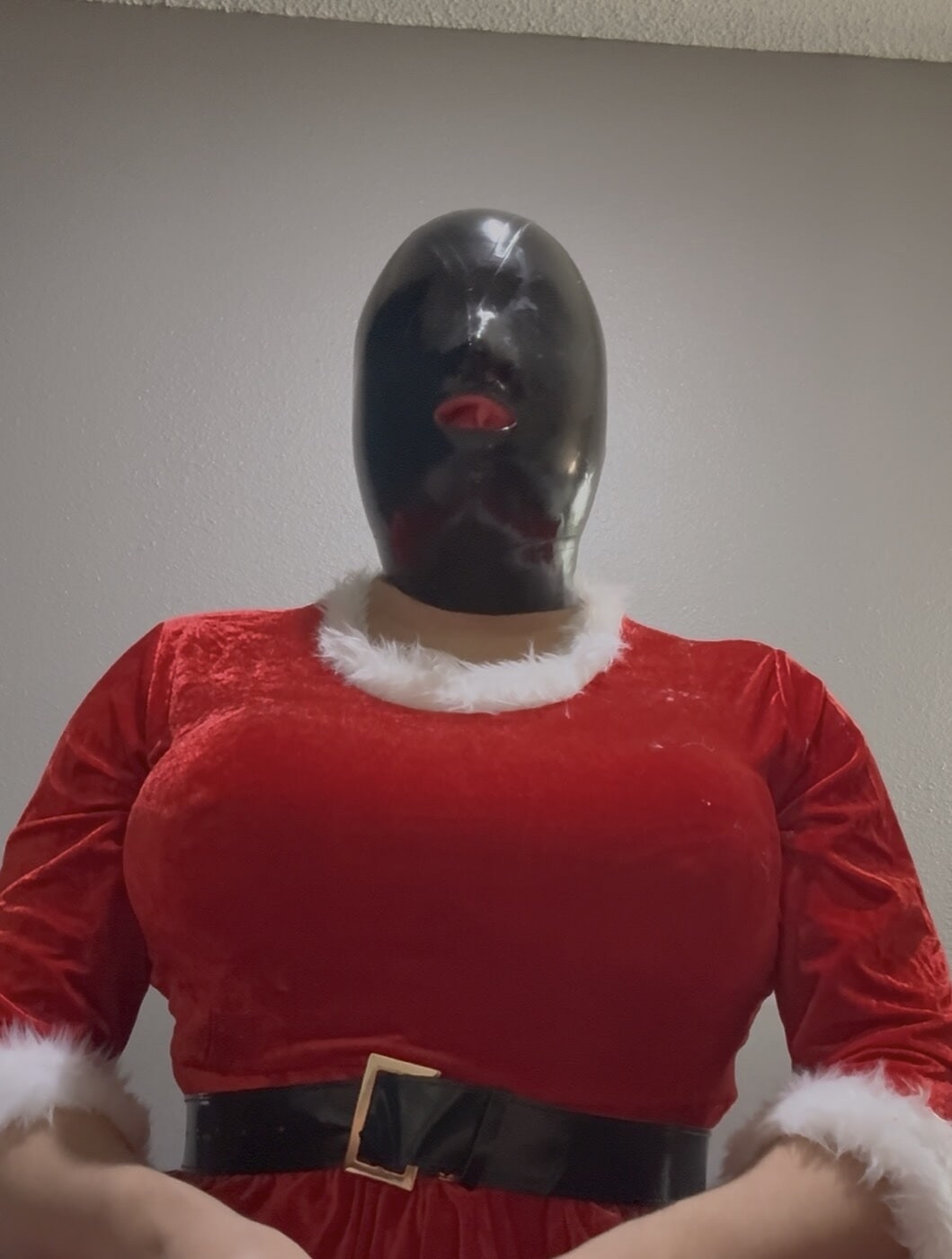 Sissy festive hotel adventures 