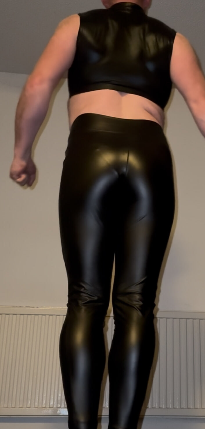 Wet look Nixi #3