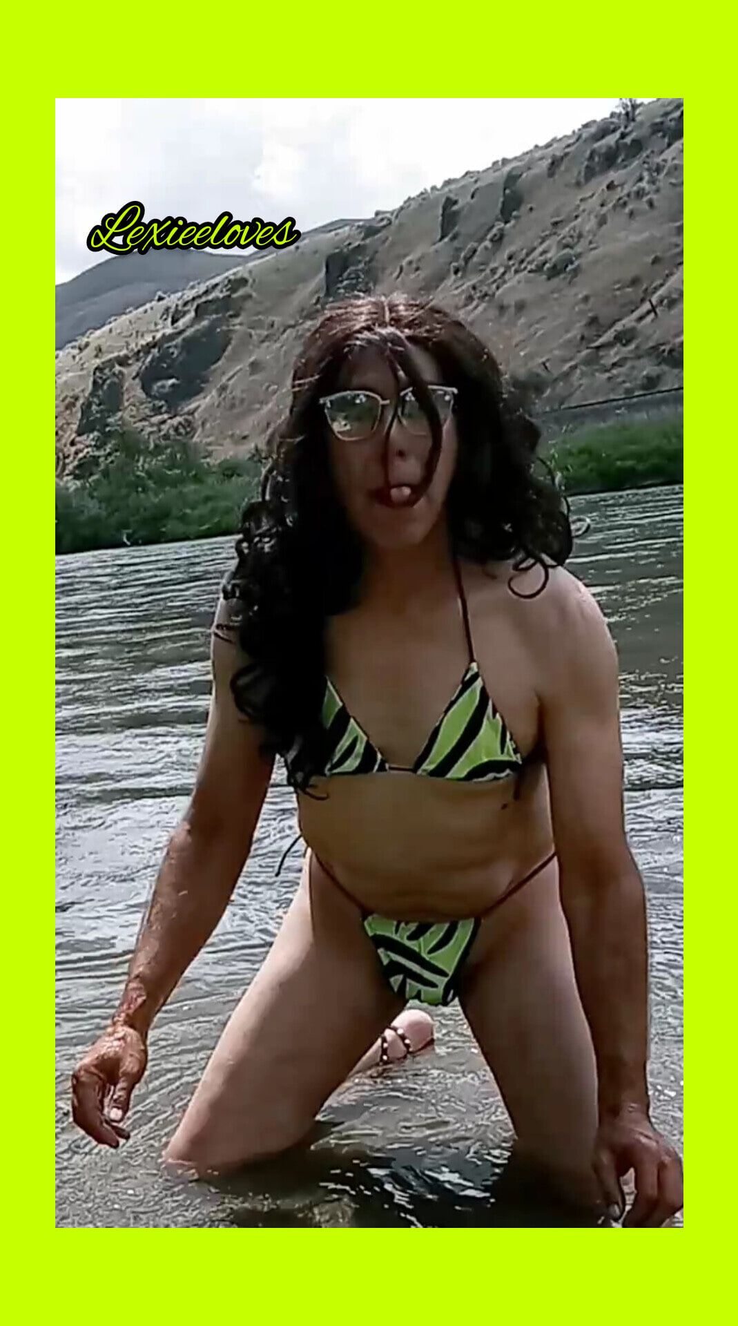 Lexieeloves in her green bikini  #11