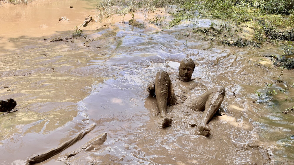 SHOT - HOW DEEP IS THE MUD ? #13