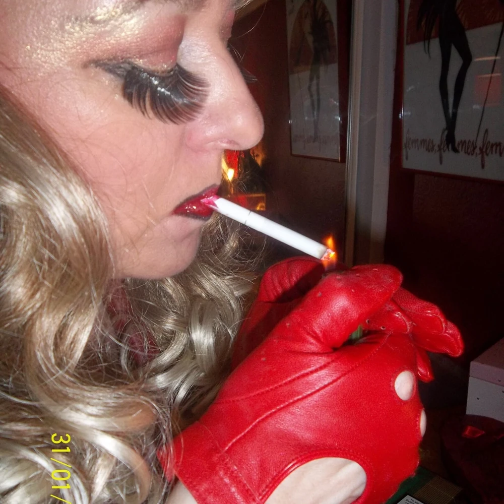 SHIRLEY SLUT 42