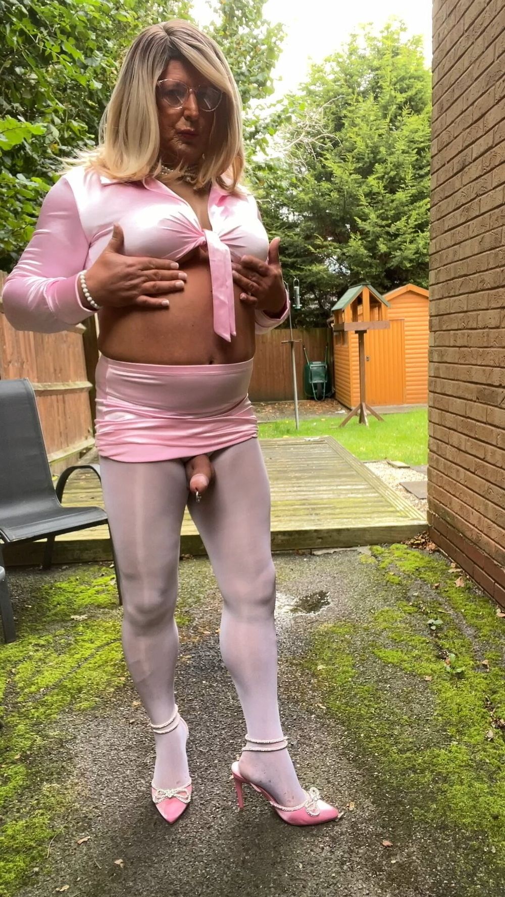 Crossdresser Kellycd2022 in pink satin #40