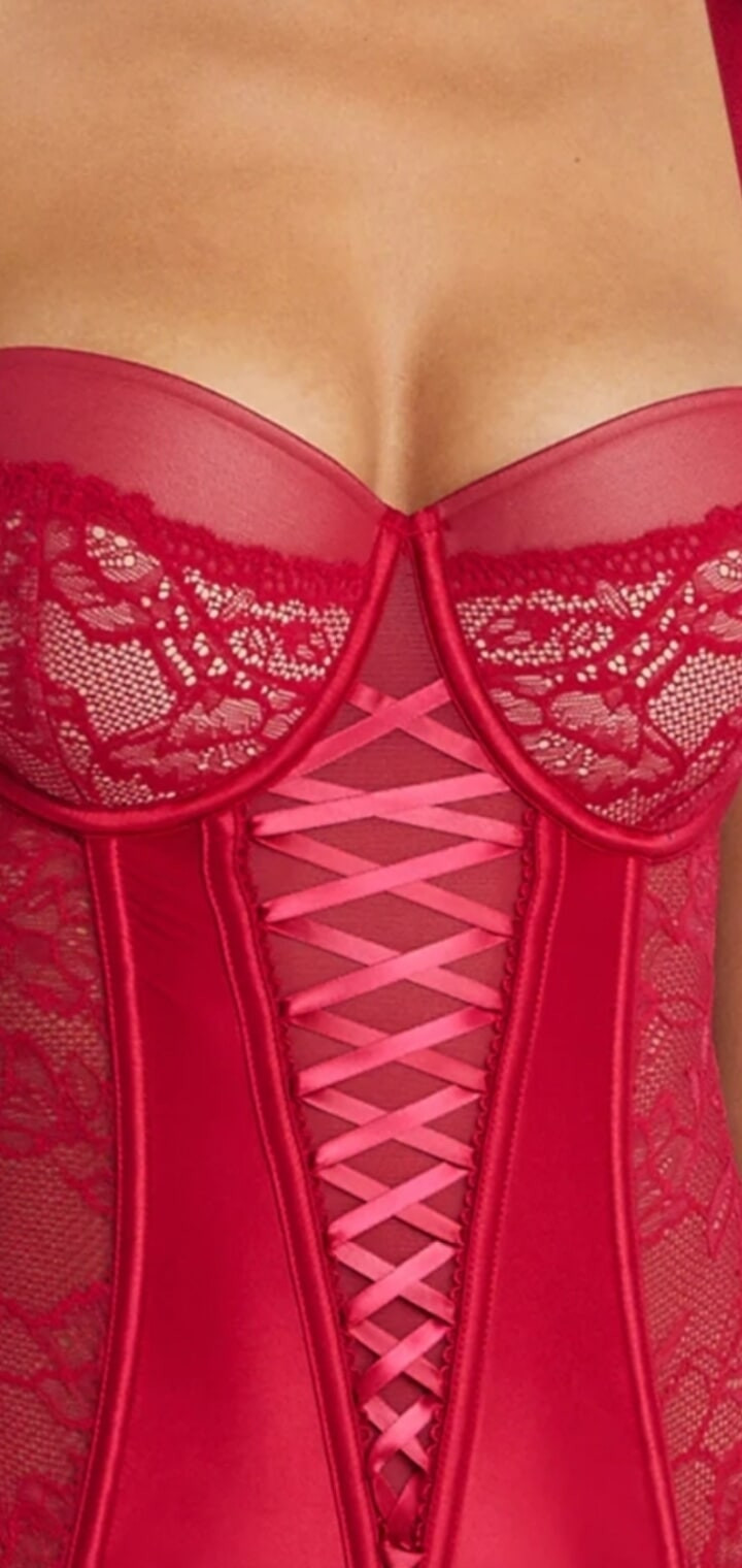 Toujours en rouge