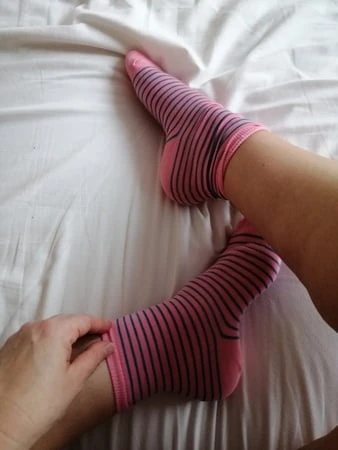 milf kitty queen in her pink socks and panties pawg         