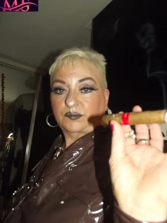 whore who loves smoking sex         