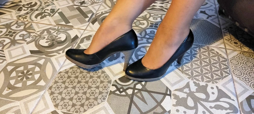 Sexy heels...want them? #12