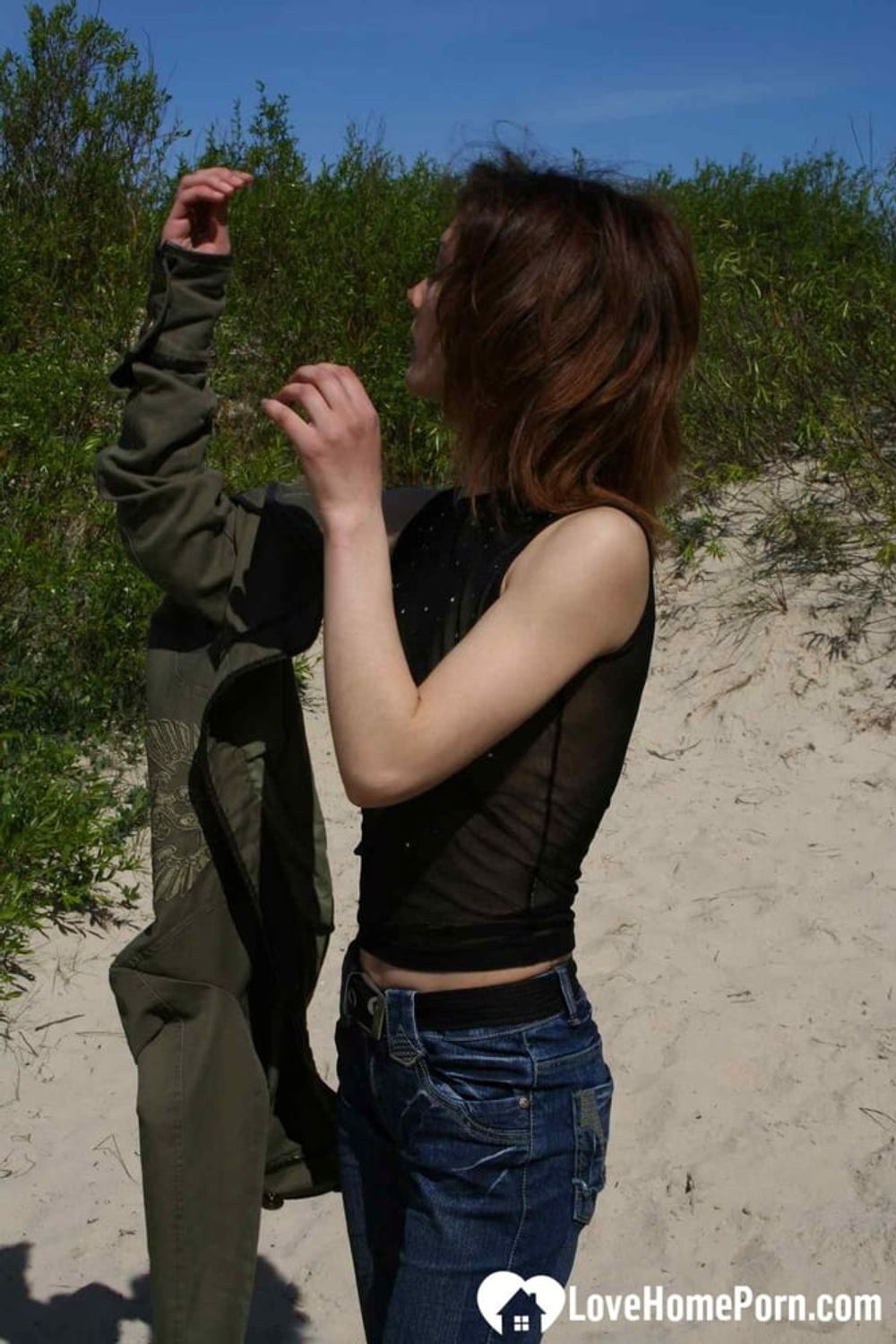 Bumping into a hot redhead in a desert #8