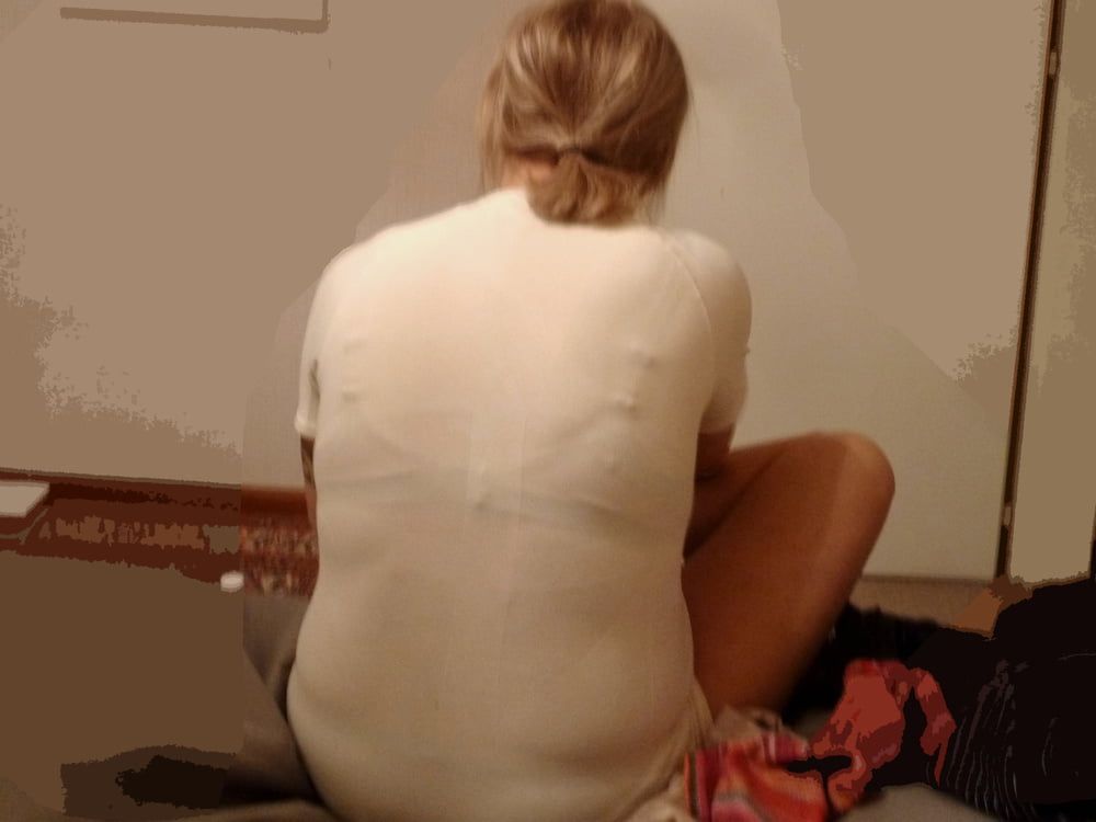 gymnatics showing her butt #8