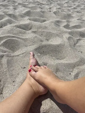 mmm those absolutely sexy soles         