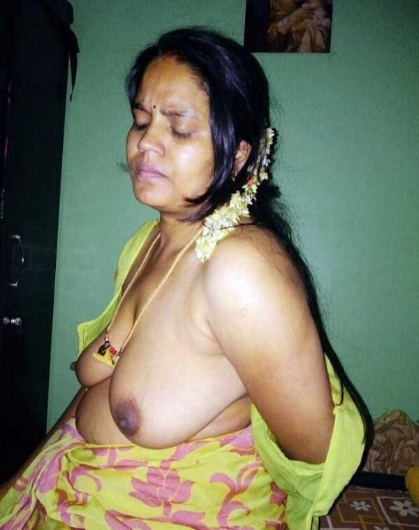 Enna nanba amma enaku kattiya show bigg boobs and nipples an #7