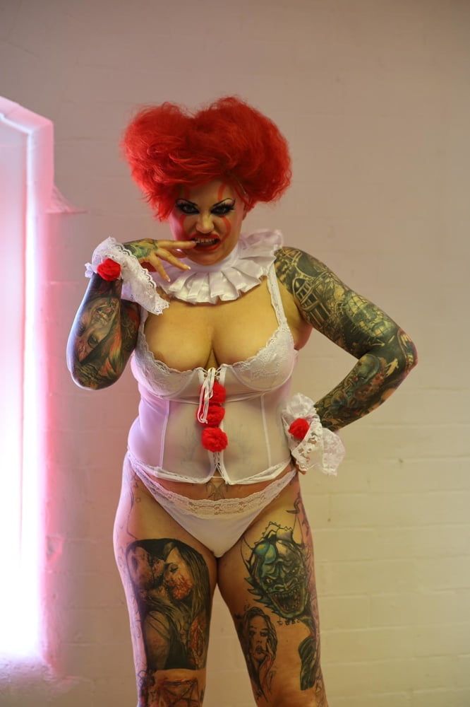 IF PENNYWISE WAS A WHORE #36