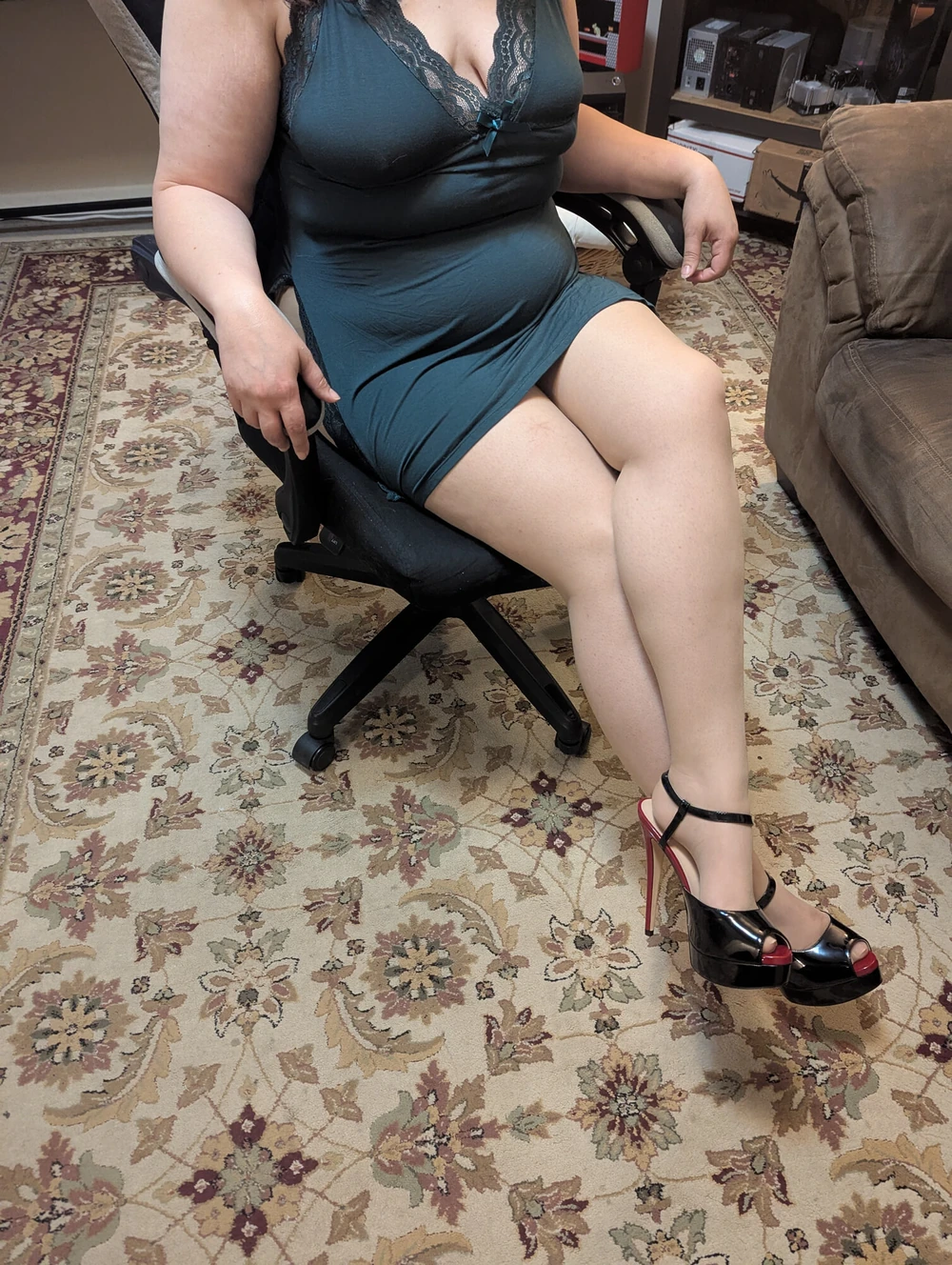 Milf in Pantyhose and Heels #5