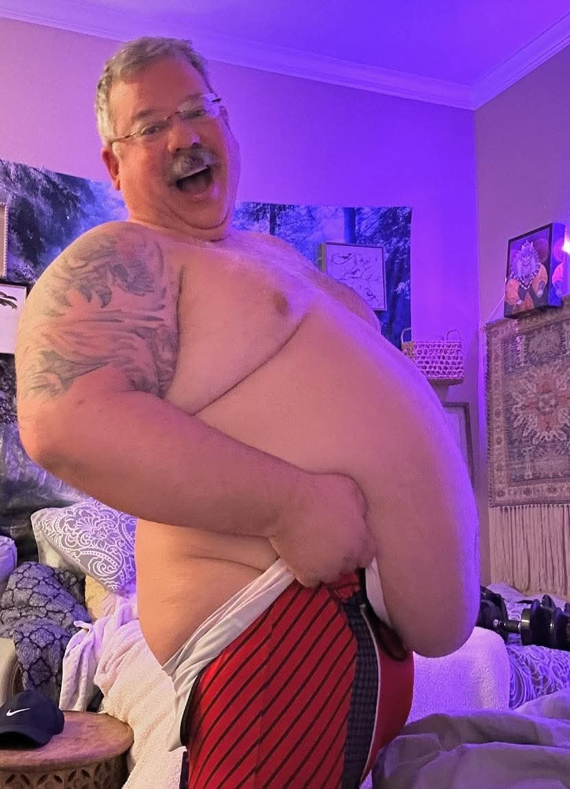 OLD STRENGTH COACH WITH FAT COCK #5
