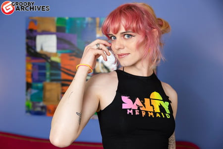 GROOBY-ARCHIVES: Try Out Tuesday: Sierra Bee!