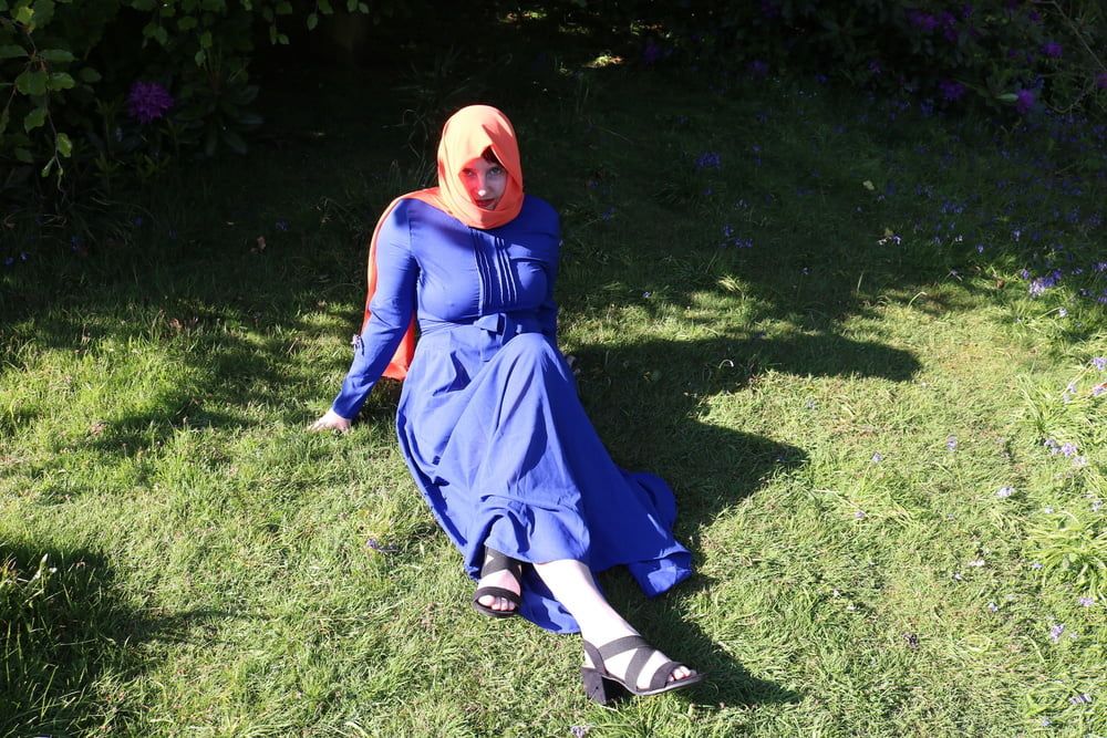 hijab and abaya flashing outdoors #7