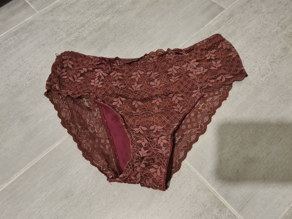 Leaking pussy panties